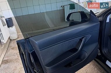 Седан Tesla Model 3 2018 в Днепре