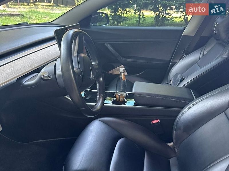 Седан Tesla Model 3 2019 в Черновцах фото 19 Седан Tesla Model 3 2019 в Черновцах
