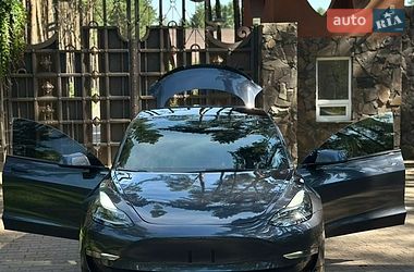 Седан Tesla Model 3 2021 в Львові фото 4 Седан Tesla Model 3 2021 в Львові