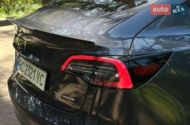 Седан Tesla Model 3 2021 в Львові фото 15 Седан Tesla Model 3 2021 в Львові