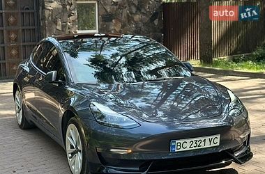 Седан Tesla Model 3 2021 в Львові фото 16 Седан Tesla Model 3 2021 в Львові