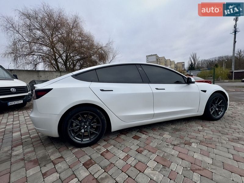 Седан Tesla Model 3 2021 в Виннице фото 6 Седан Tesla Model 3 2021 в Виннице