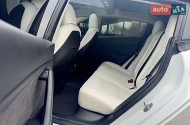 Седан Tesla Model 3 2021 в Виннице фото 12 Седан Tesla Model 3 2021 в Виннице