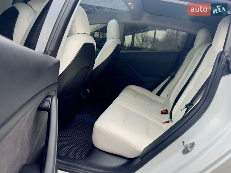 Седан Tesla Model 3 2021 в Виннице фото 12 Седан Tesla Model 3 2021 в Виннице