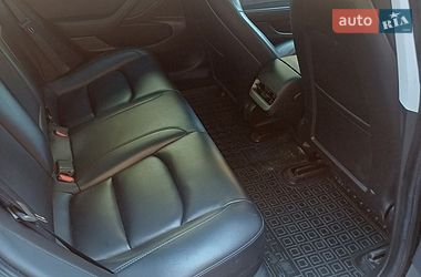 Седан Tesla Model 3 2020 в Киеве