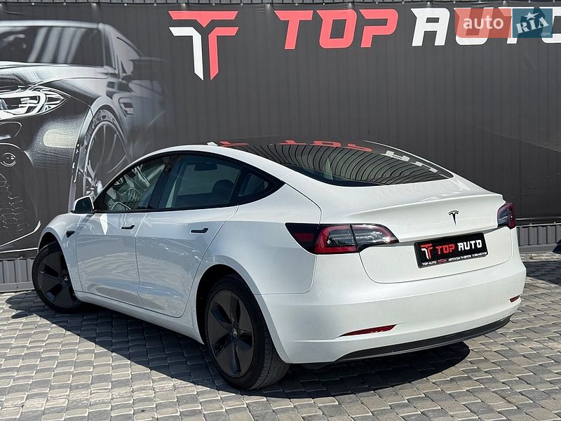 Седан Tesla Model 3 2023 в Львові фото 29 Седан Tesla Model 3 2023 в Львові