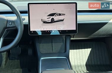 Седан Tesla Model 3 2023 в Львові фото 88 Седан Tesla Model 3 2023 в Львові