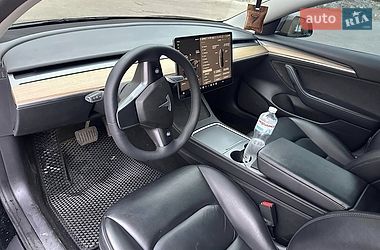 Седан Tesla Model 3 2022 в Житомирі