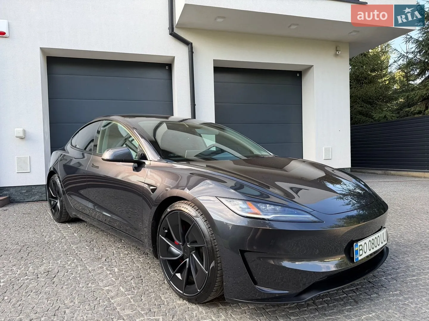 2024 Tesla Model 3 - фото 1