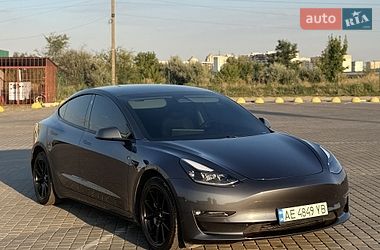 Седан Tesla Model 3 2022 в Днепре