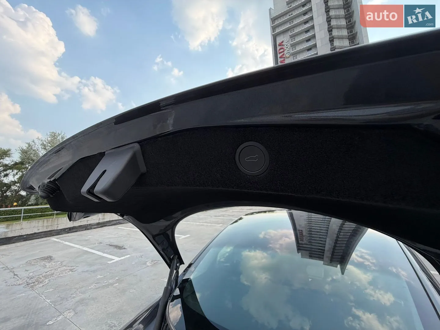 2025 Tesla Model 3 - мініатюра 20