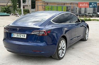 Седан Tesla Model 3 2019 в Києві