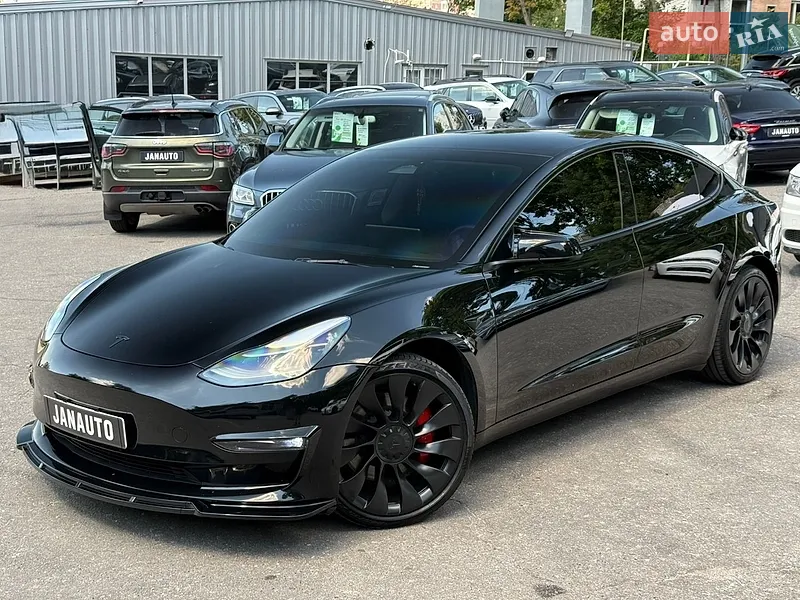 Tesla Model 3 2023