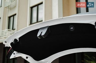 Седан Tesla Model 3 2024 в Николаеве