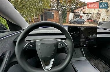 Седан Tesla Model 3 2024 в Дніпрі