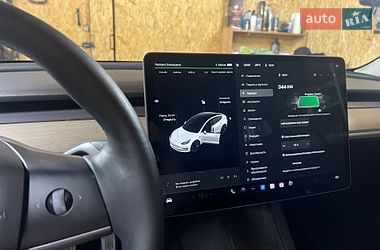 Седан Tesla Model 3 2021 в Черноморске