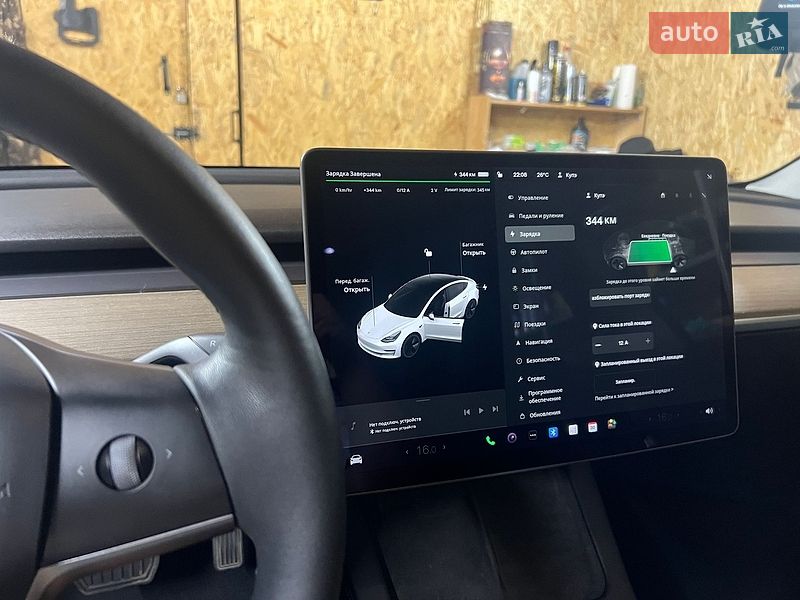 Седан Tesla Model 3 2021 в Черноморске