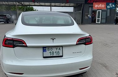 Седан Tesla Model 3 2019 в Тернополе