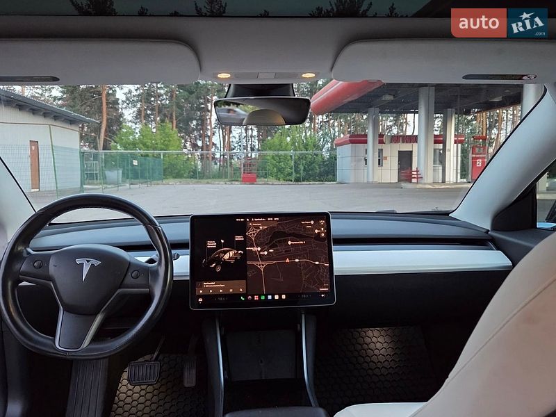 Седан Tesla Model 3 2018 в Харькове
