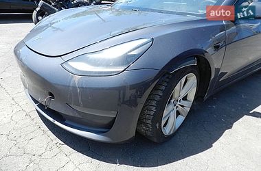 Седан Tesla Model 3 2021 в Івано-Франківську