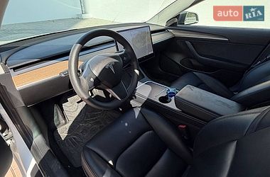 Седан Tesla Model 3 2021 в Луцьку