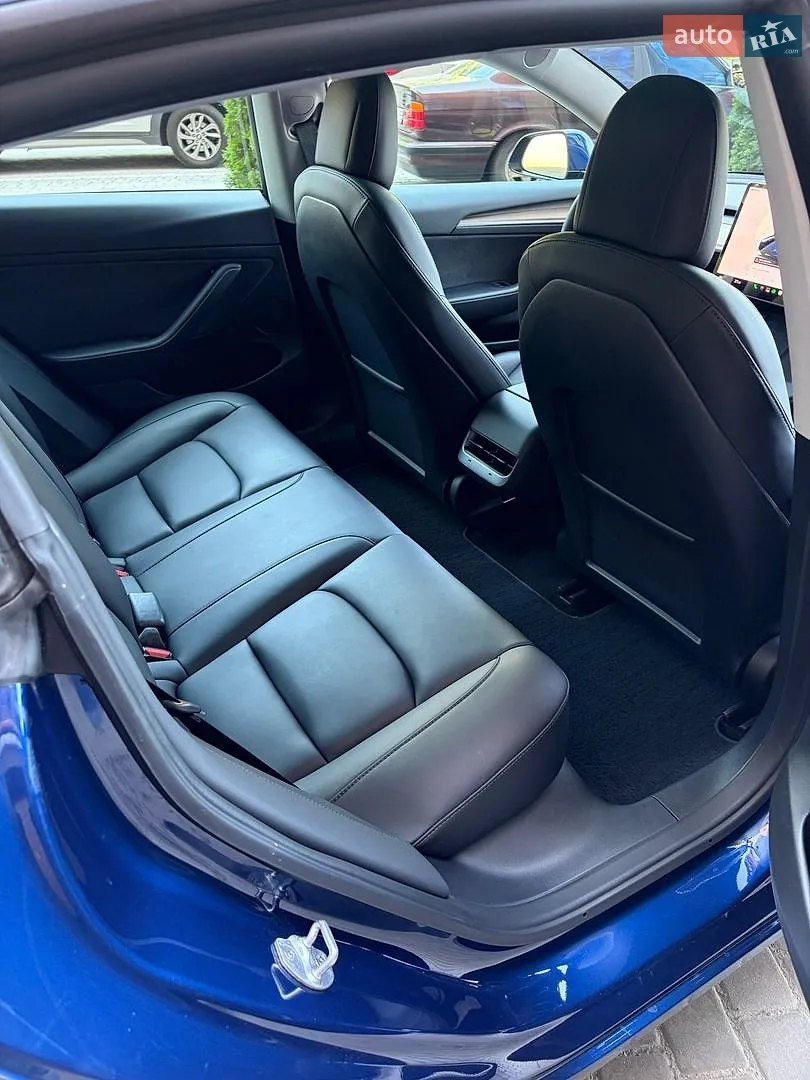 2022 Tesla Model 3 - мініатюра 13