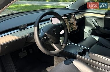 Седан Tesla Model 3 2021 в Львові фото 24 Седан Tesla Model 3 2021 в Львові