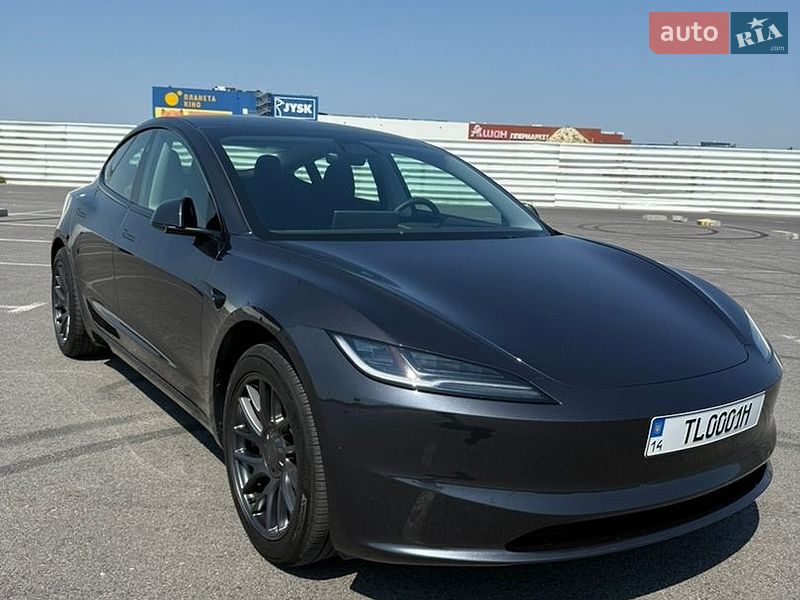 Седан Tesla Model 3 2024 в Львові фото Седан Tesla Model 3 2024 в Львові