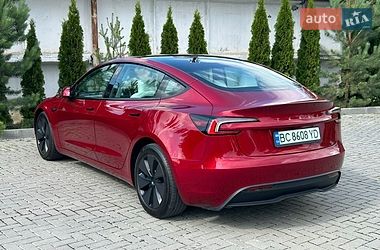 Седан Tesla Model 3 2024 в Золочеве