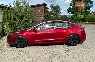 Седан Tesla Model 3 2024 в Золочеве