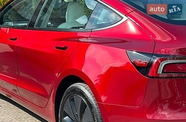 Седан Tesla Model 3 2024 в Золочеве