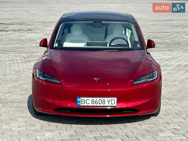 Седан Tesla Model 3 2024 в Золочеве