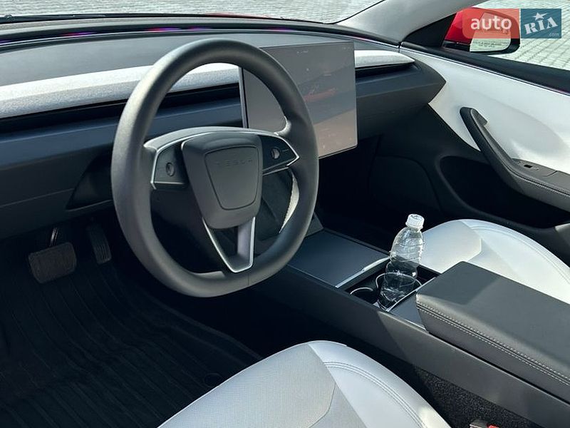 Седан Tesla Model 3 2024 в Золочеве