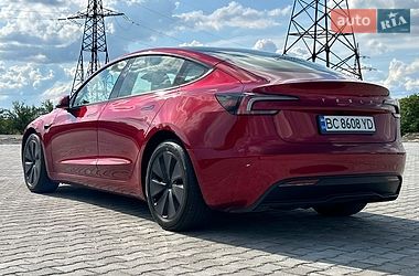 Седан Tesla Model 3 2024 в Золочеве