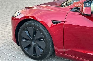 Седан Tesla Model 3 2024 в Золочеве