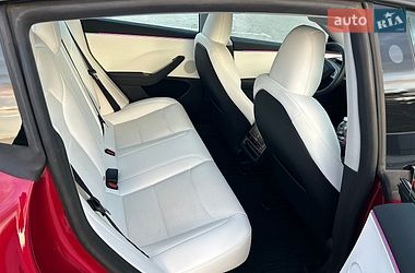 Седан Tesla Model 3 2024 в Золочеве