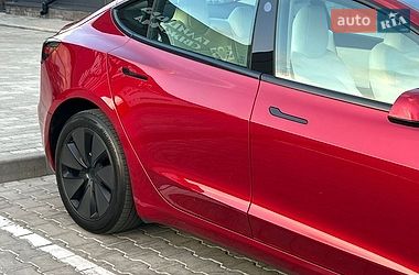 Седан Tesla Model 3 2024 в Золочеве