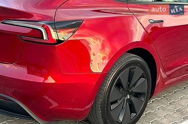 Седан Tesla Model 3 2024 в Золочеве