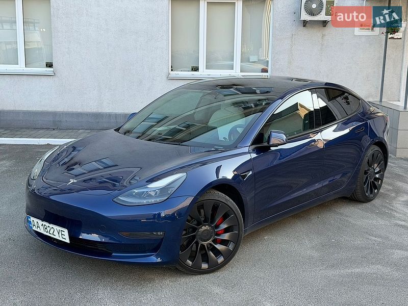 Tesla Model 3 2023