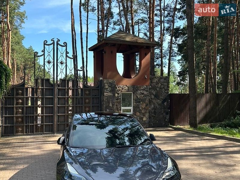 Седан Tesla Model 3 2021 в Львові фото 27 Седан Tesla Model 3 2021 в Львові