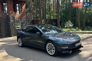 Седан Tesla Model 3 2021 в Львові фото 33 Седан Tesla Model 3 2021 в Львові