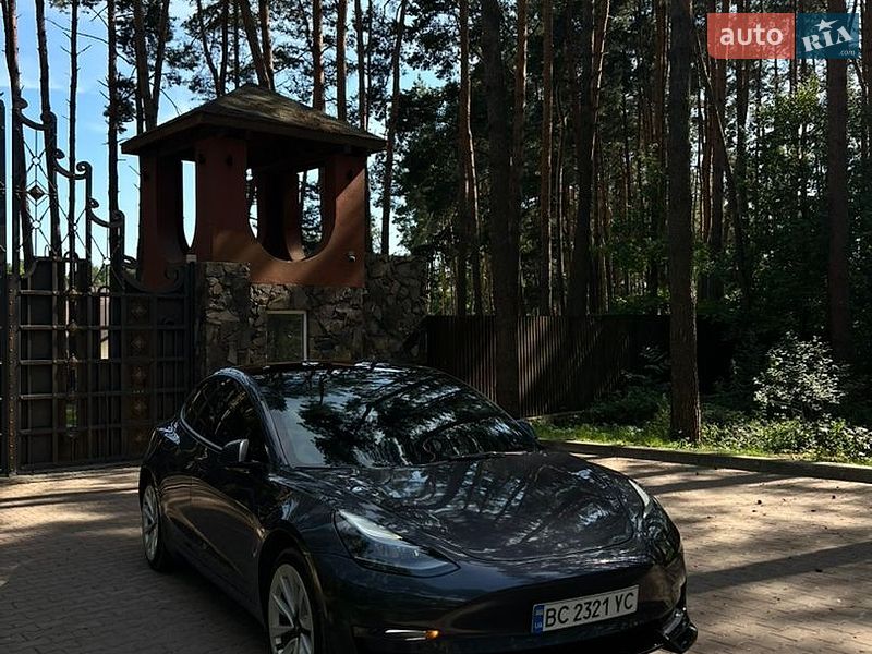Седан Tesla Model 3 2021 в Львові фото 34 Седан Tesla Model 3 2021 в Львові