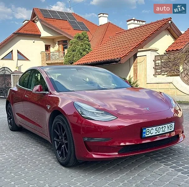 Tesla Model 3