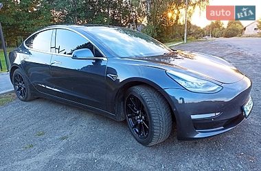 Седан Tesla Model 3 2019 в Киверцах фото 27 Седан Tesla Model 3 2019 в Киверцах