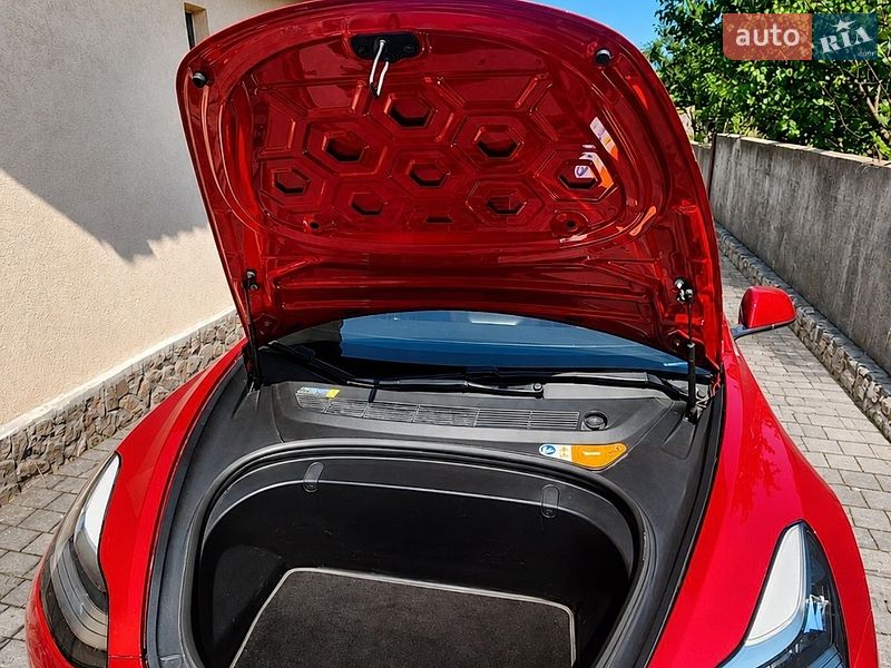 Седан Tesla Model 3 2018 в Тернополі фото 23 Седан Tesla Model 3 2018 в Тернополі
