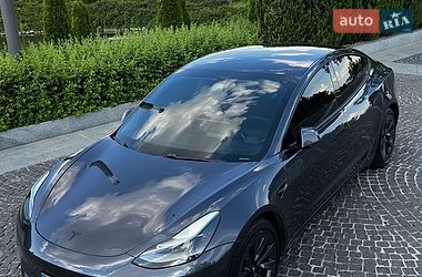 Седан Tesla Model 3 2021 в Дніпрі