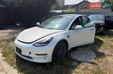 Седан Tesla Model 3 2023 в Коломиї