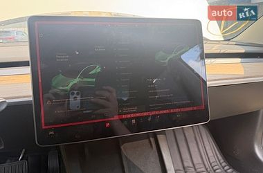 Седан Tesla Model 3 2023 в Коломиї