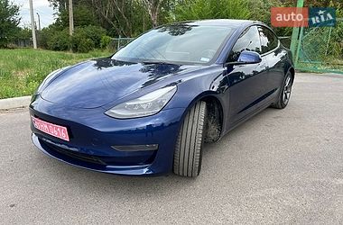 Седан Tesla Model 3 2022 в Кривом Роге