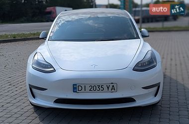 Седан Tesla Model 3 2021 в Ивано-Франковске